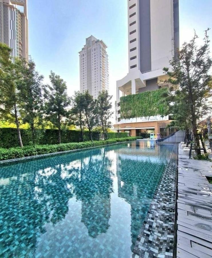 Veranda Residences Pattaya By Phung Jomtien Beach Exterior photo